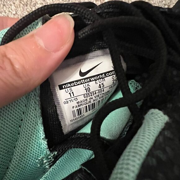 Nike Men’s Roshe Run Premium Green Glow Sneakers - Picture 6 of 7